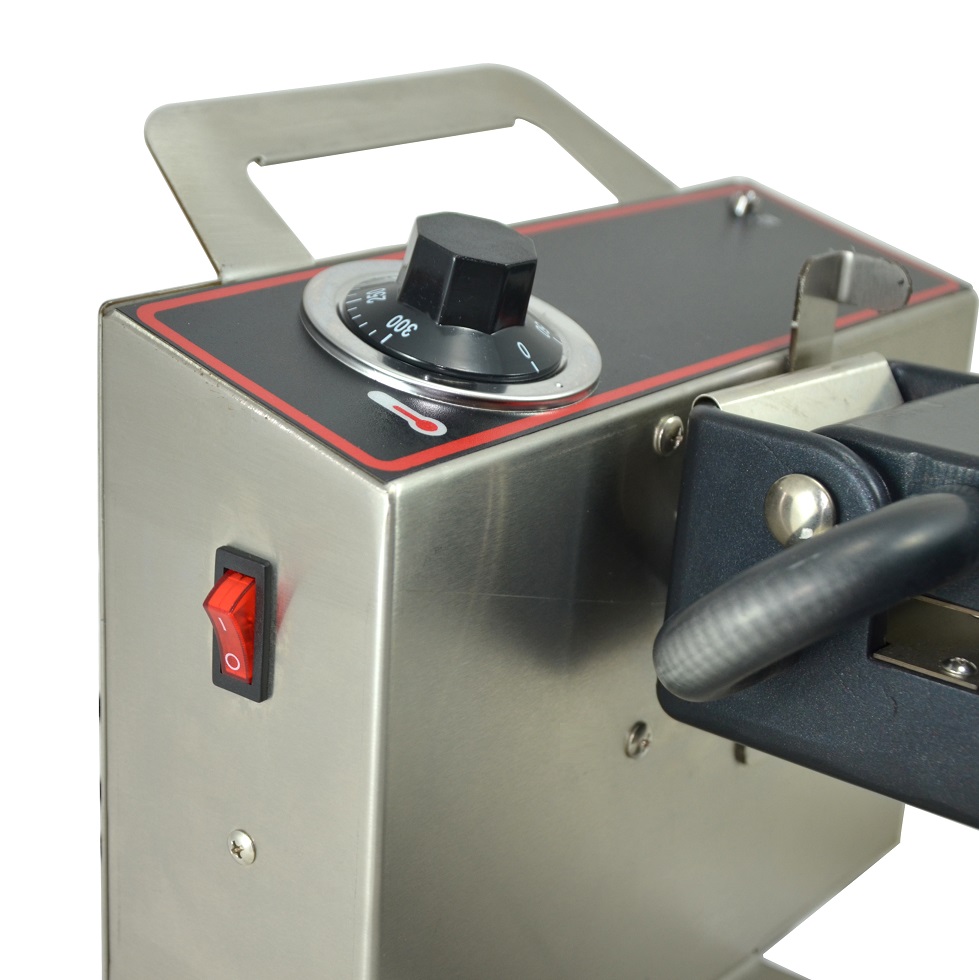 Rotary Waffle Maker (Round Grid) SCHBW Snack Circus INC